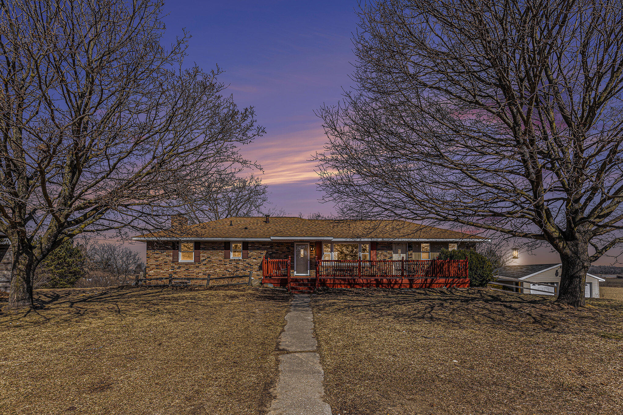 11600 Almy Road Lakeview, MI 48850 - Photo 1 of 30 001_almy_59_twilight_368