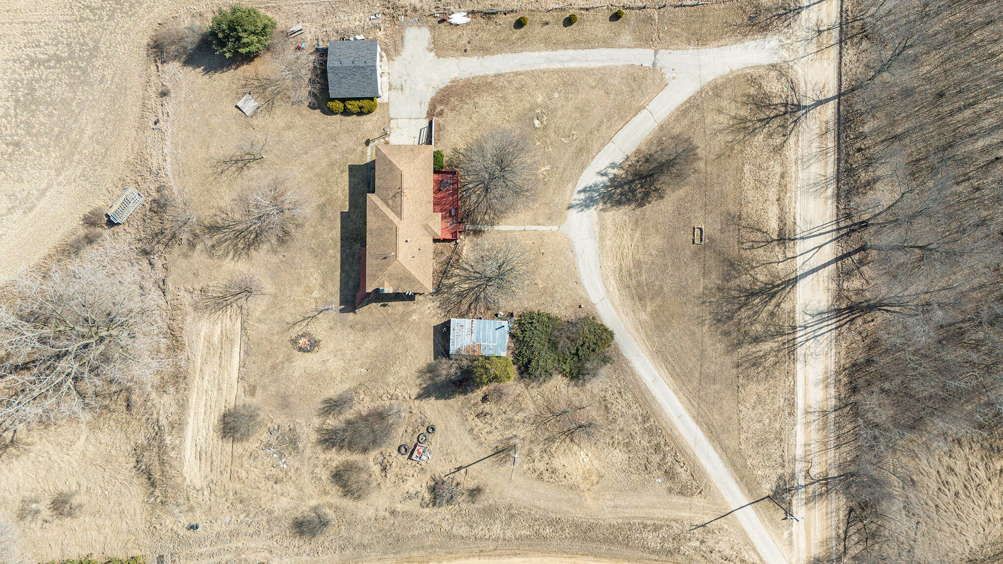 11600 Almy Road Lakeview, MI 48850 - Photo 24 of 30 042_dji_20250313124338_0141_d_288