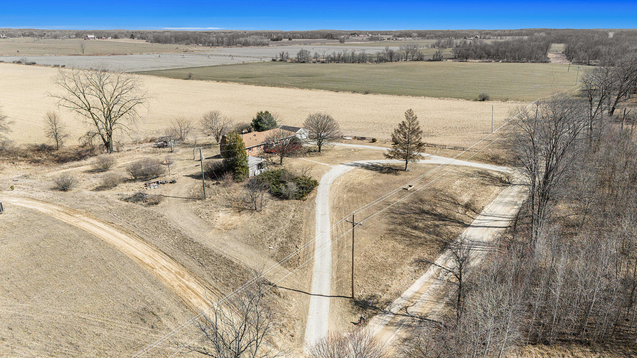 11600 Almy Road Lakeview, MI 48850 - Photo 25 of 30 043_dji_20250313124135_0135_d_851