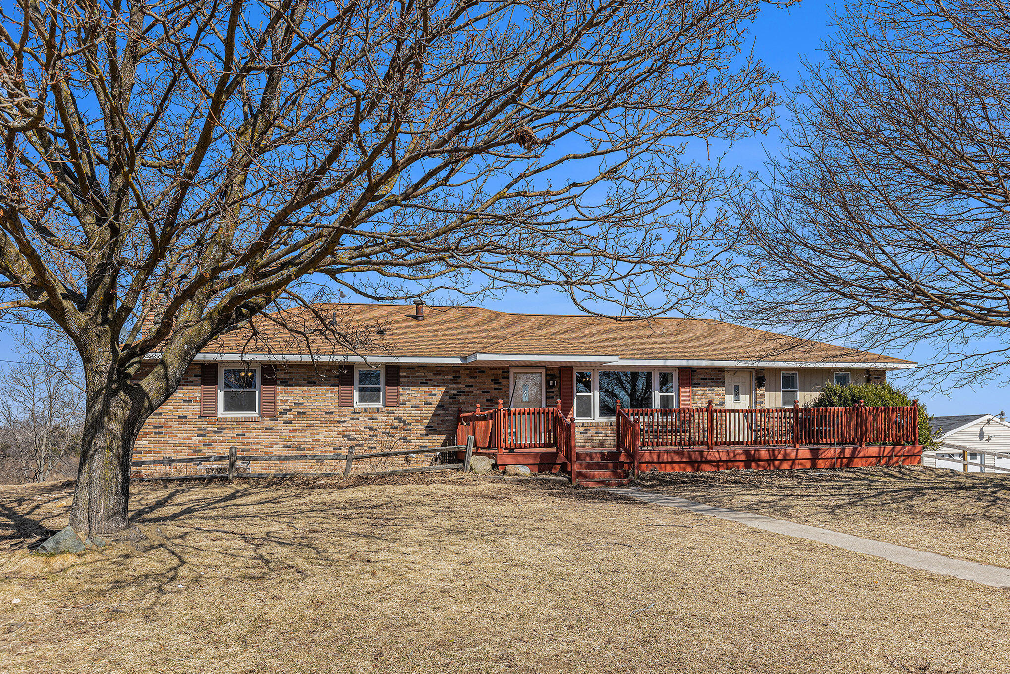 11600 Almy Road Lakeview, MI 48850 - Photo 3 of 30 003_almy_61_111