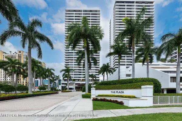$2,495,000 | 529 South Flagler Drive, Unit TH3G, West Palm Beach, FL 33401
