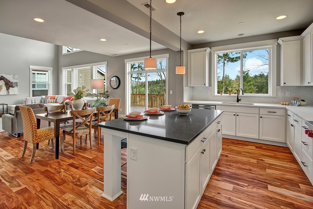 9902 Northeast 162nd Street Bothell, WA 98011 - Photo 14 of 21 Gallery Image 14
