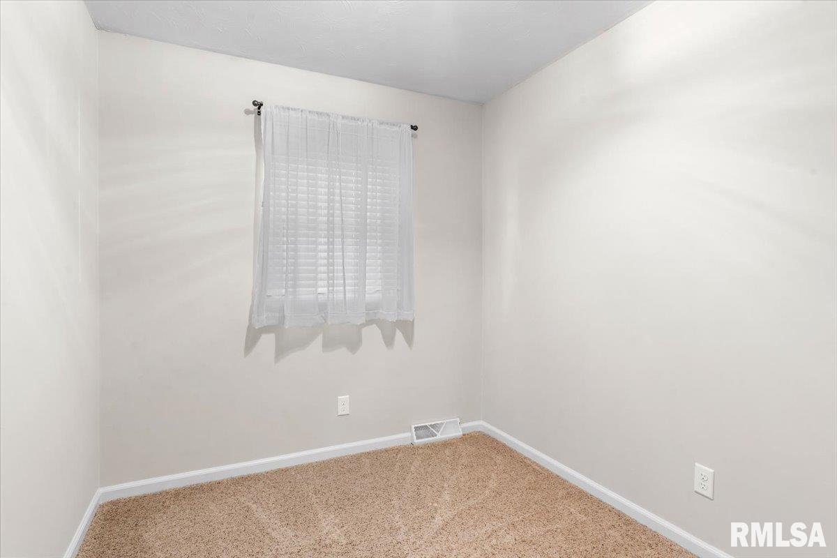 1900 Camden Street Springfield, IL 62702 - Photo 19 of 34