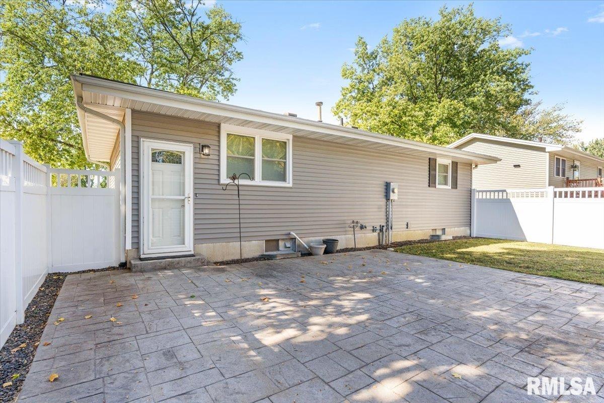 1900 Camden Street Springfield, IL 62702 - Photo 29 of 34