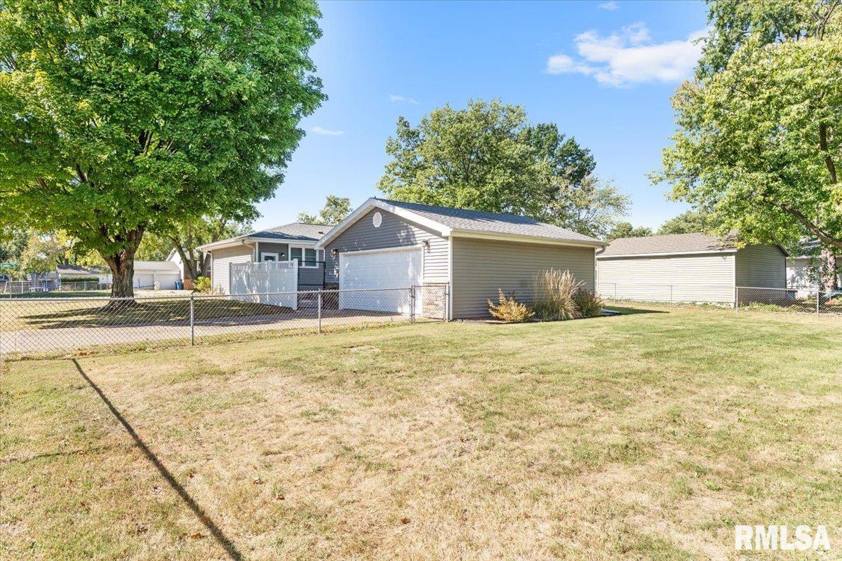 1900 Camden Street Springfield, IL 62702 - Photo 33 of 34