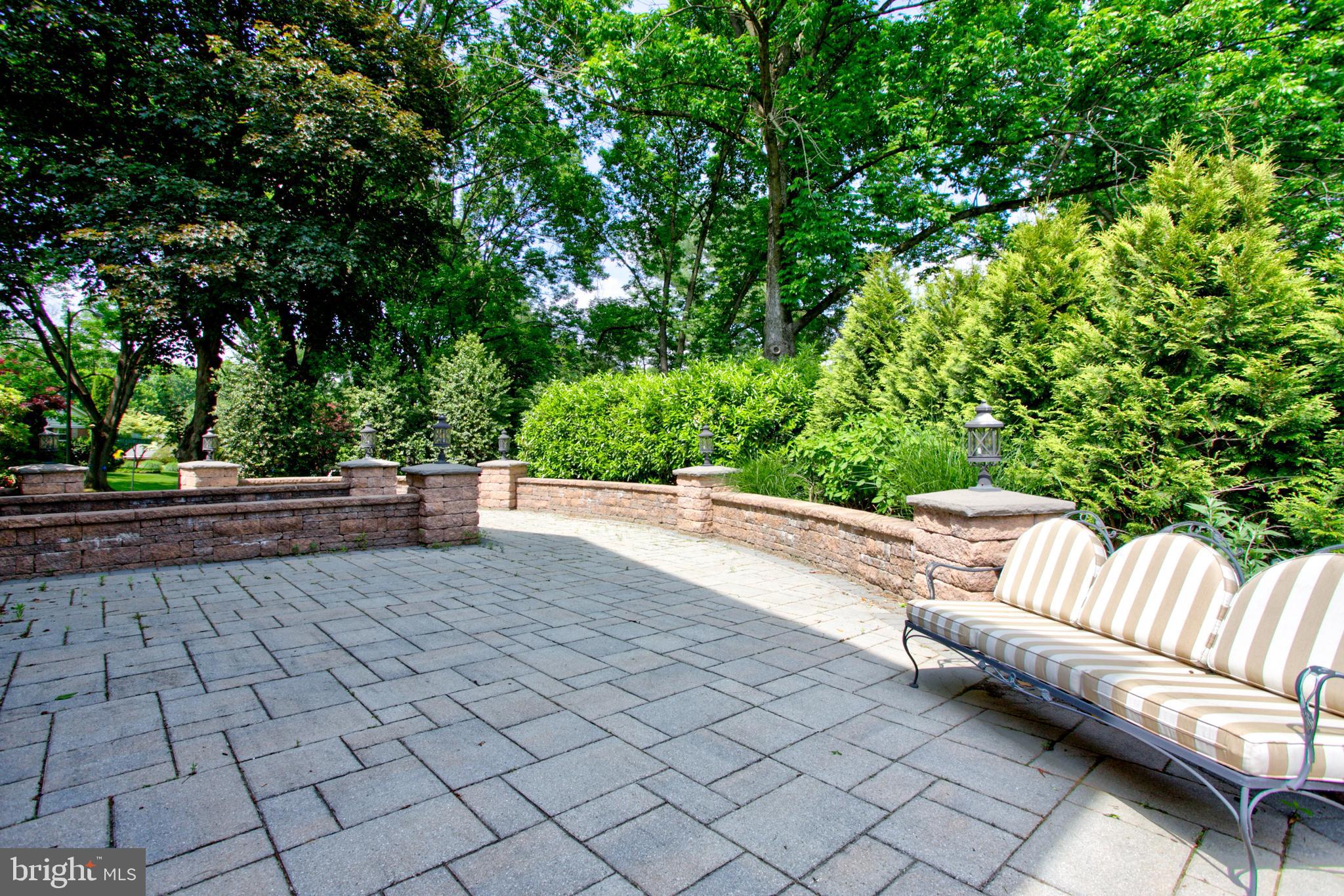 1626 Meadowlark Road Wyomissing, PA 19610 - Photo 117 of 123 Side terrace for shady relaxation