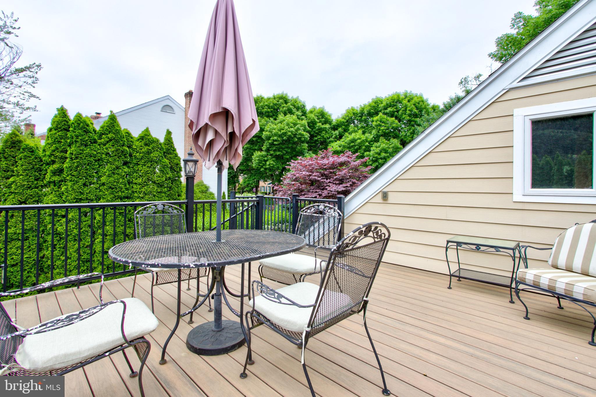 1626 Meadowlark Road Wyomissing, PA 19610 - Photo 23 of 123 Second level dining overlooking the pool
