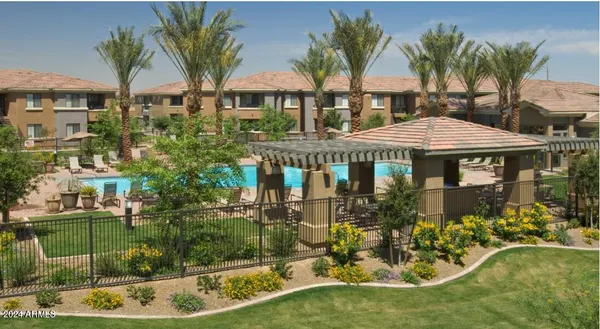 $1,833 | 7850 West McDowell Road, Unit 3, Phoenix, AZ 85035