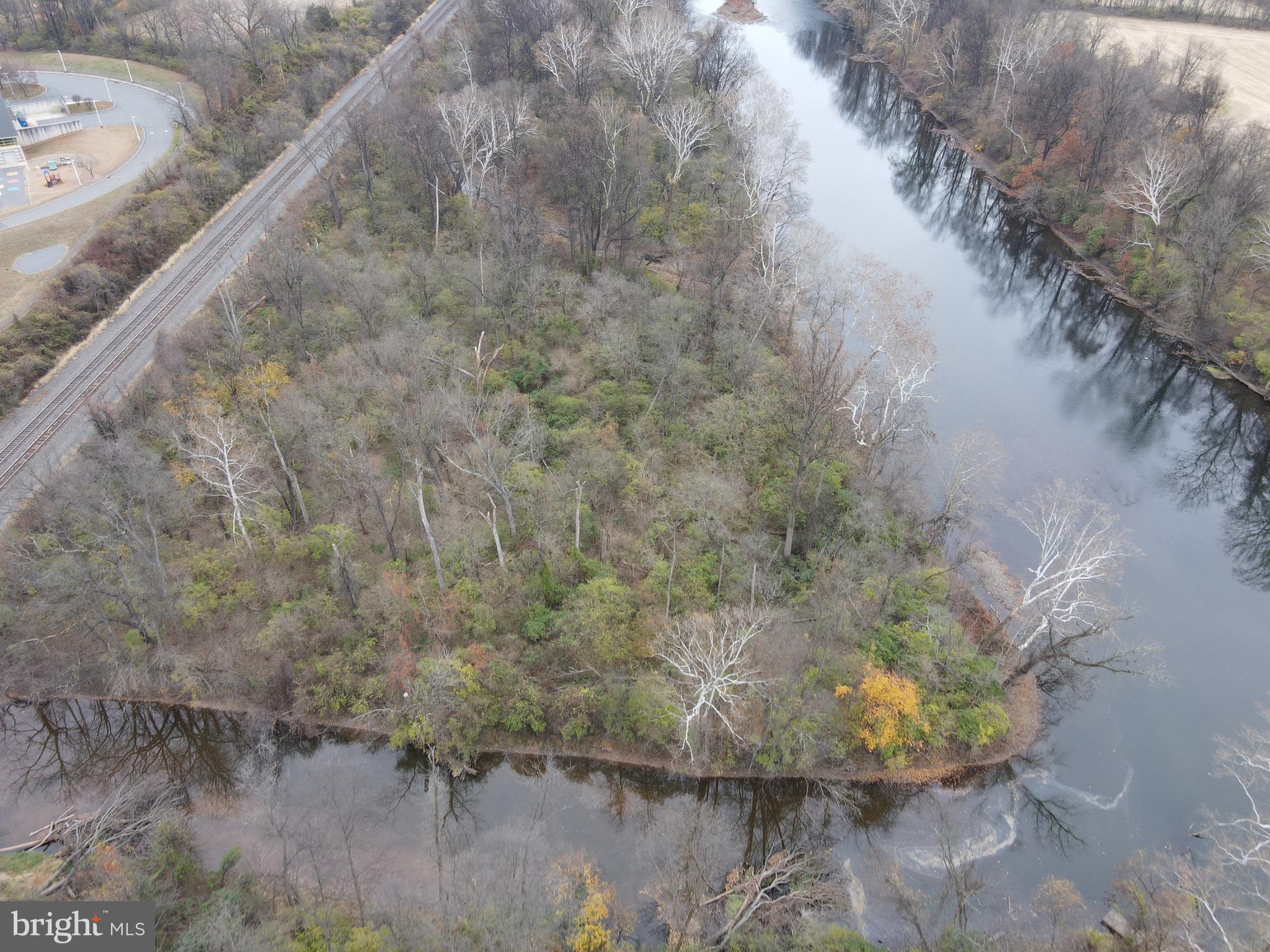 131 North Main Street Douglassville, PA 19518 - Photo 27 of 29 a view of a small yard
