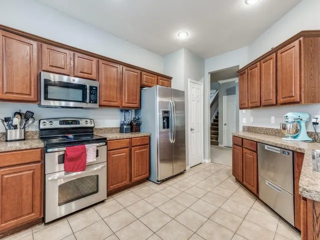 $279,900 | 11931 Arbor Lake Road, Rhome, TX 76078