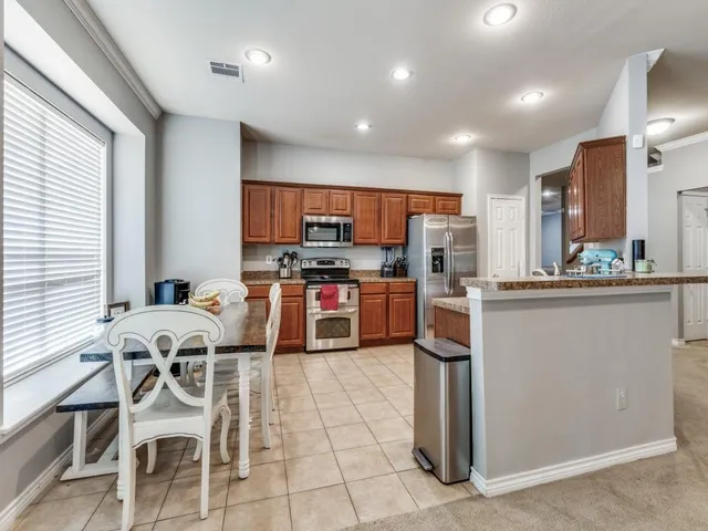 $279,900 | 11931 Arbor Lake Road, Rhome, TX 76078