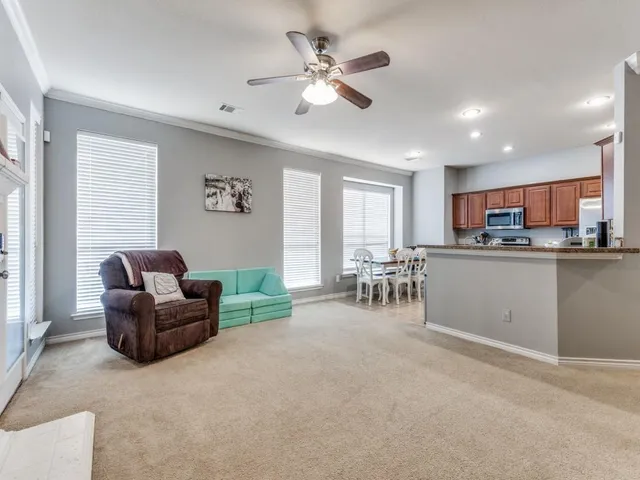 $279,900 | 11931 Arbor Lake Road, Rhome, TX 76078