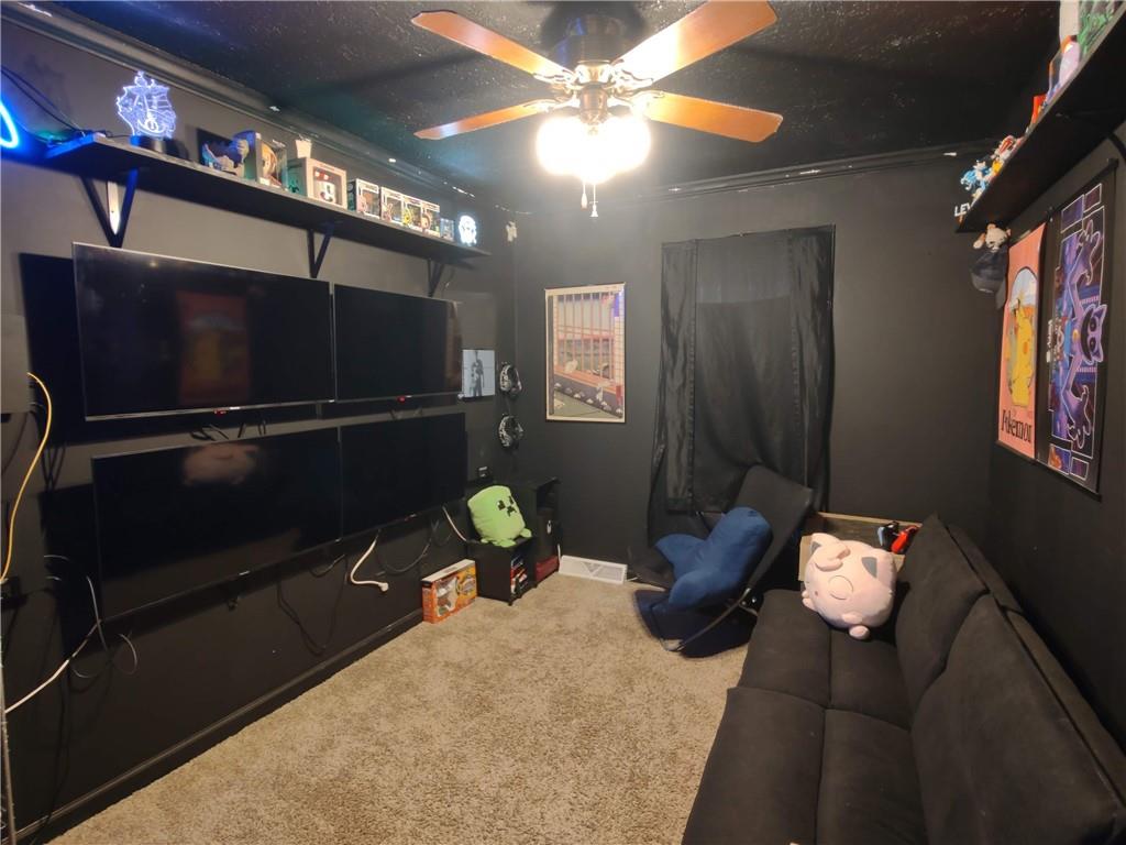 23 The Trail Southeast Lindale, GA 30147 - Photo 12 of 37 a living room with furniture