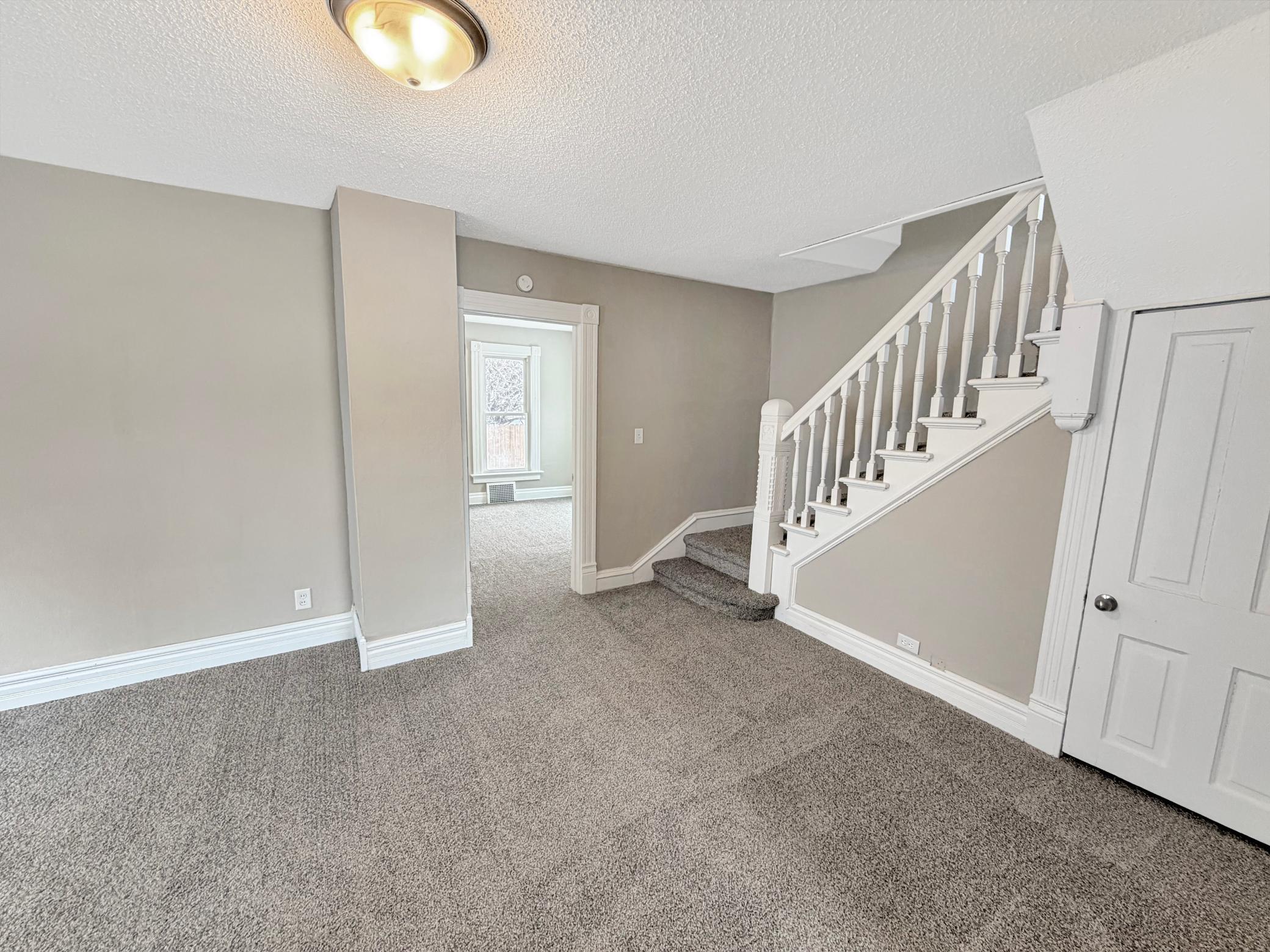 809 11th Avenue North Fargo, ND 58102 - Photo 17 of 33