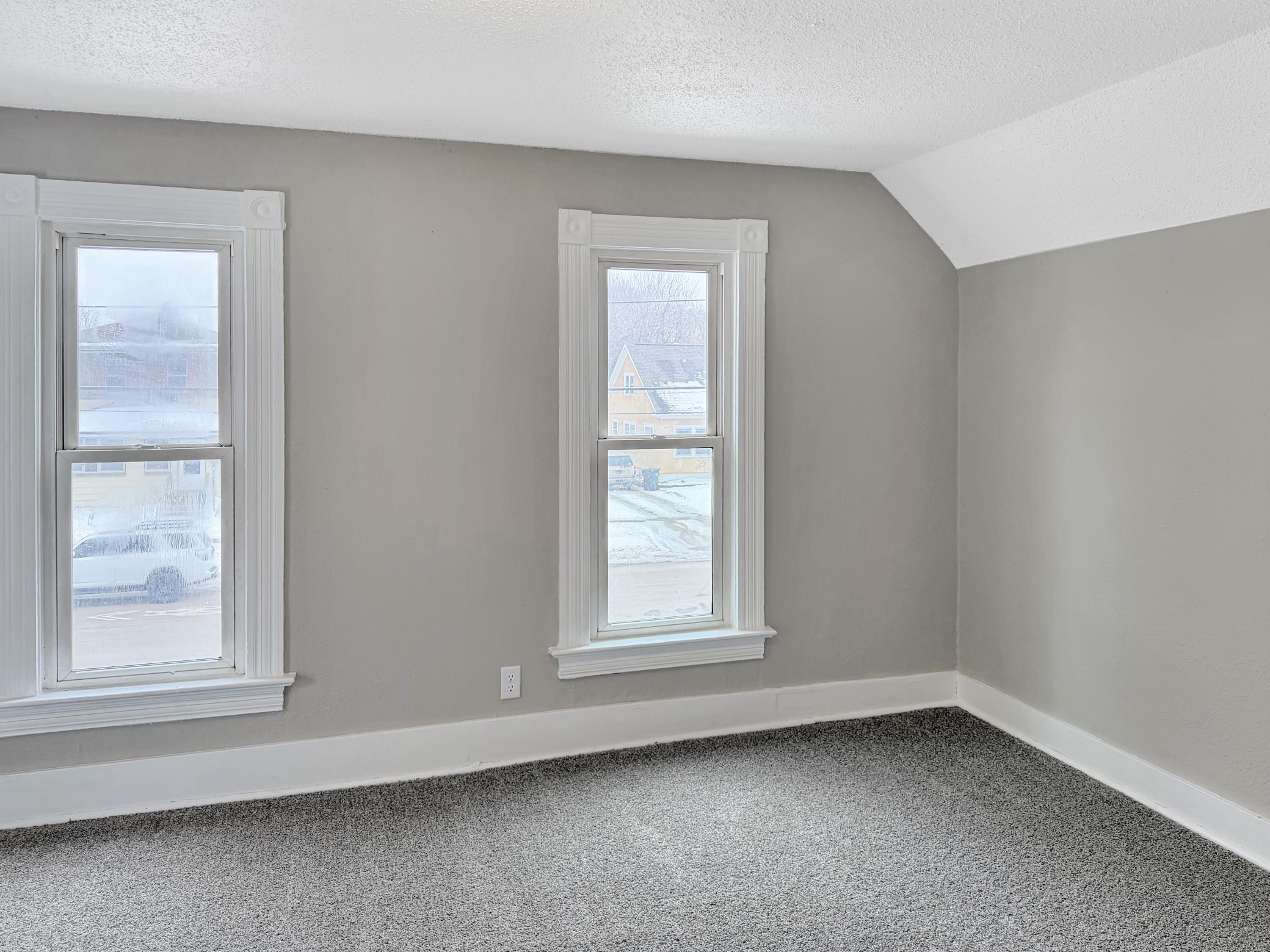 809 11th Avenue North Fargo, ND 58102 - Photo 22 of 33