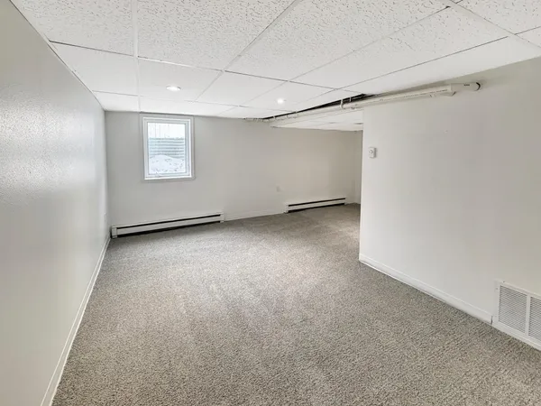 $185,000 | 809 11th Avenue North, Fargo, ND 58102