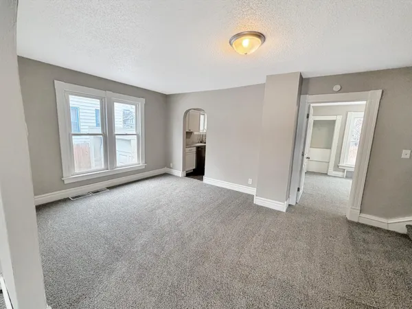 $185,000 | 809 11th Avenue North, Fargo, ND 58102