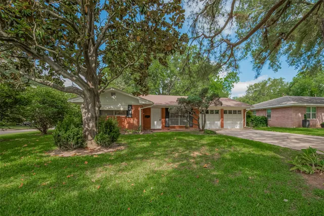 $339,000 | 614 Kyle Street, Sugar Land, TX 77478