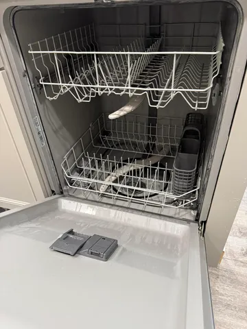 $349,900 | 100 3rd Street, Bangor, ME 04401