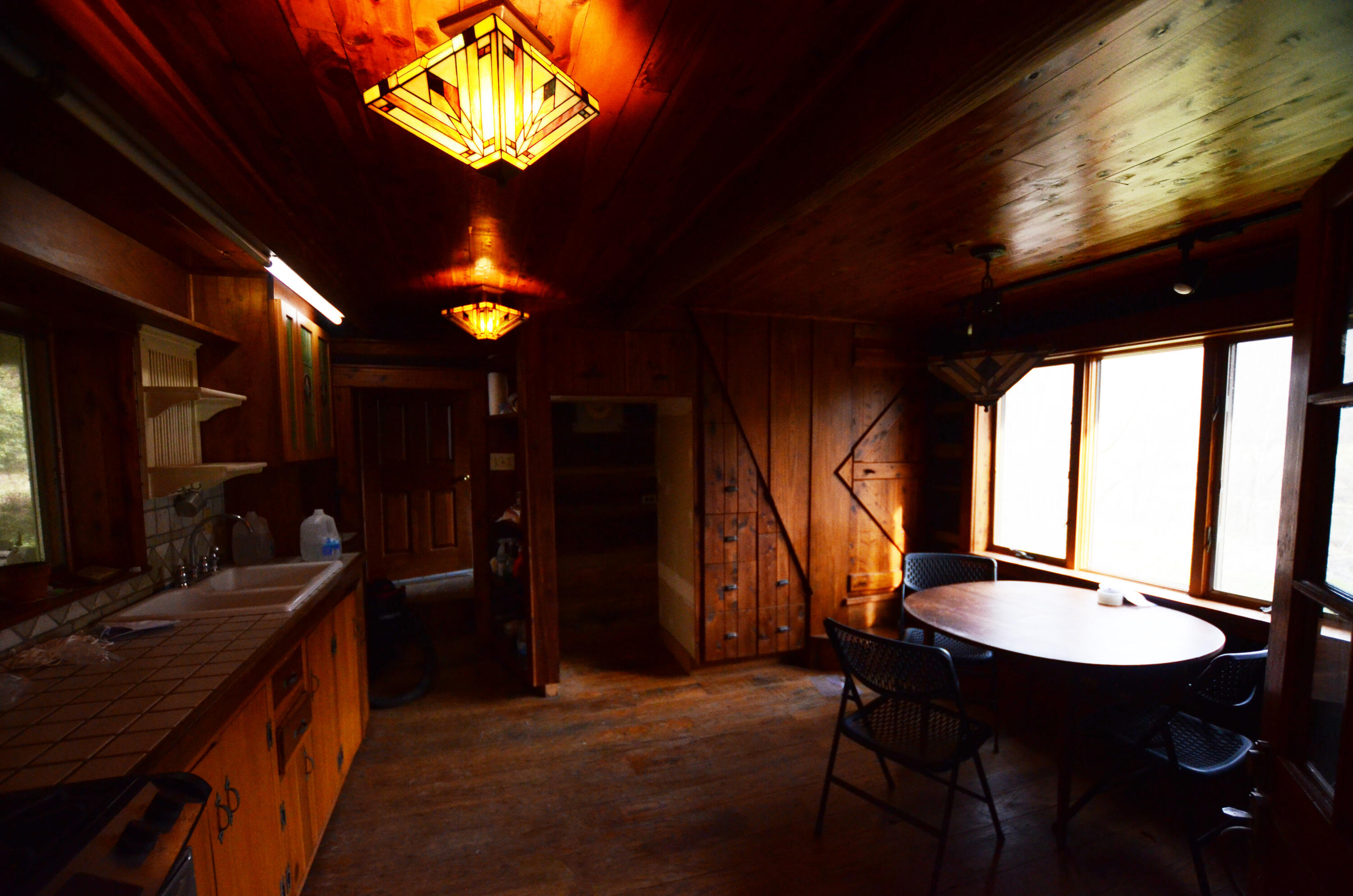 11907 Old Landing Road Irvine, KY 40336 - Photo 38 of 130 Eat-in kitchen!