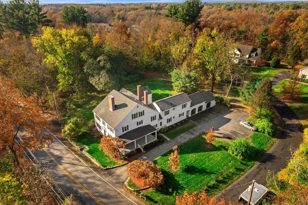 120 Lowell Road, Unit B Westford, MA 01886 - Photo 2 of 33 Gallery Image 2