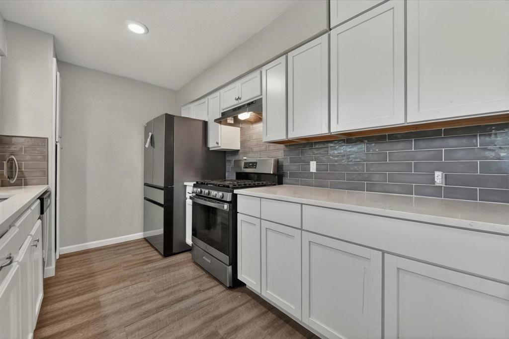 6929 Declaration Street Watauga, TX 76148 - Photo 8 of 23