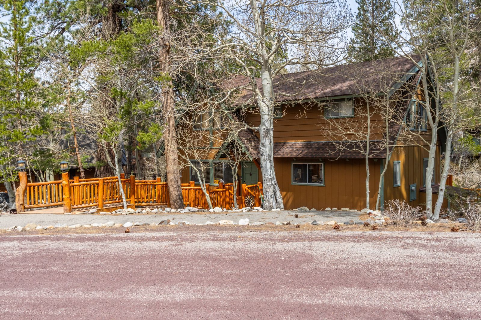 234 Brook Lane Bishop, CA 93514 - Photo 25 of 33 a view of a building with snow on the road