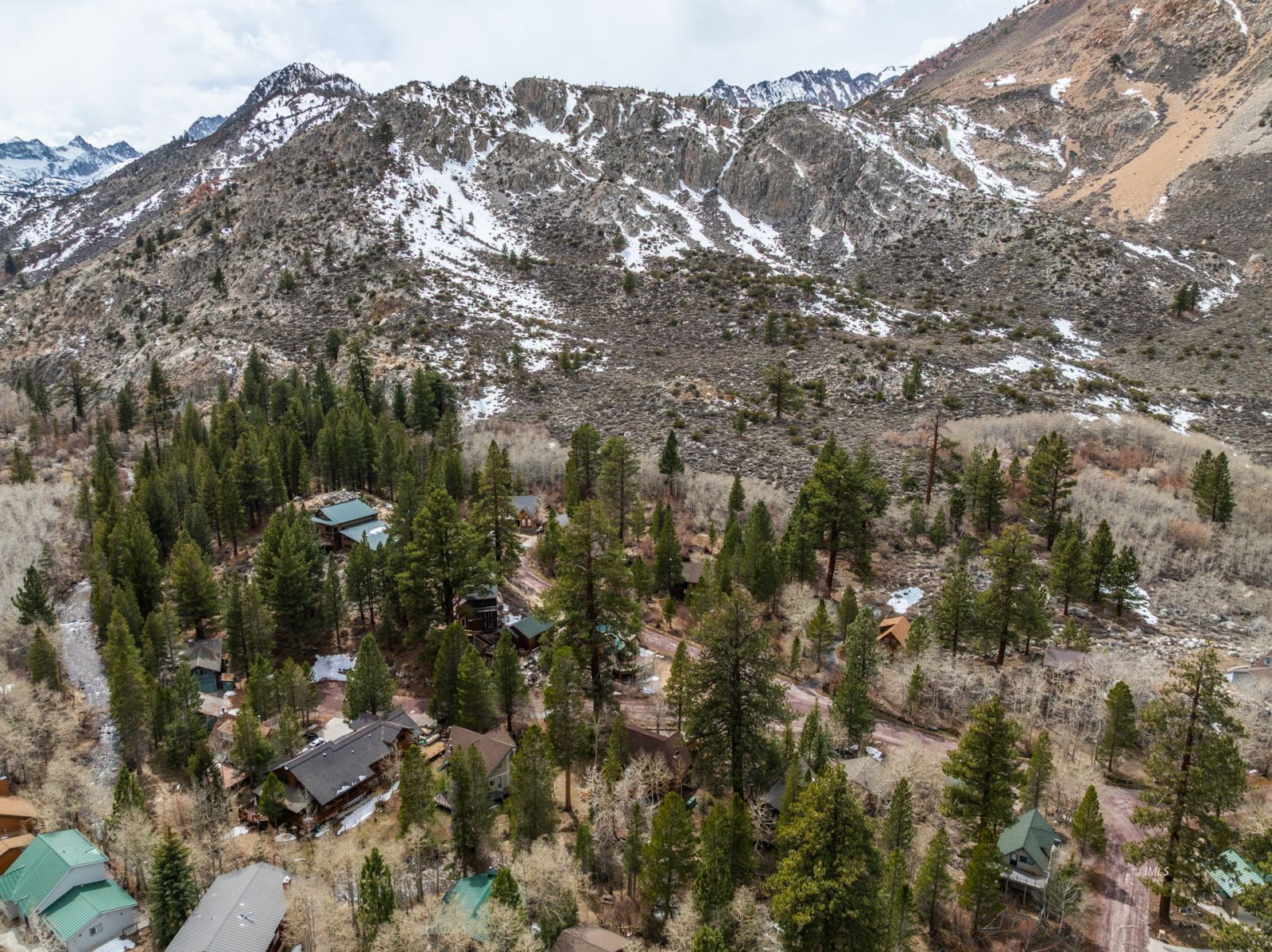 234 Brook Lane Bishop, CA 93514 - Photo 32 of 33 a view of a city