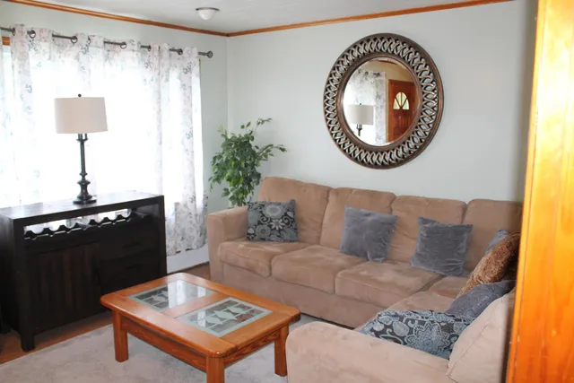 $639,900 | 48 Mansion Hill Drive, Lincoln, NH 03251