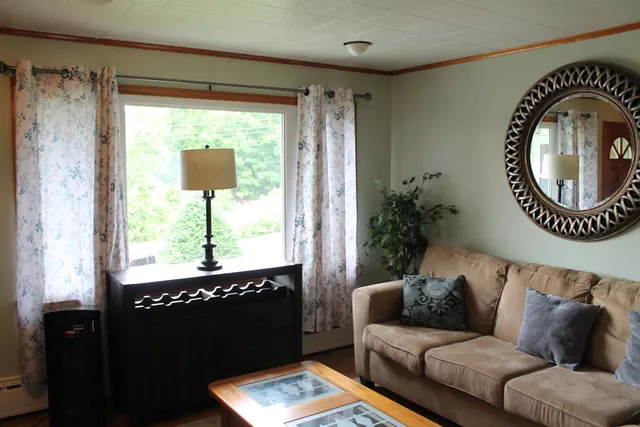 $639,900 | 48 Mansion Hill Drive, Lincoln, NH 03251