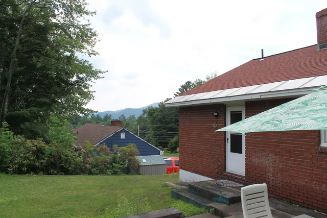 $639,900 | 48 Mansion Hill Drive, Lincoln, NH 03251