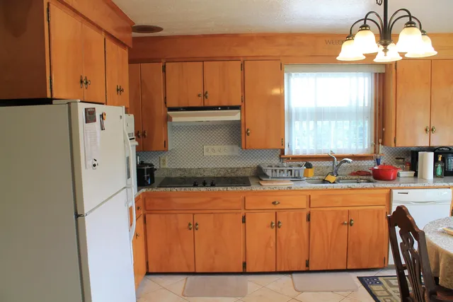 $639,900 | 48 Mansion Hill Drive, Lincoln, NH 03251