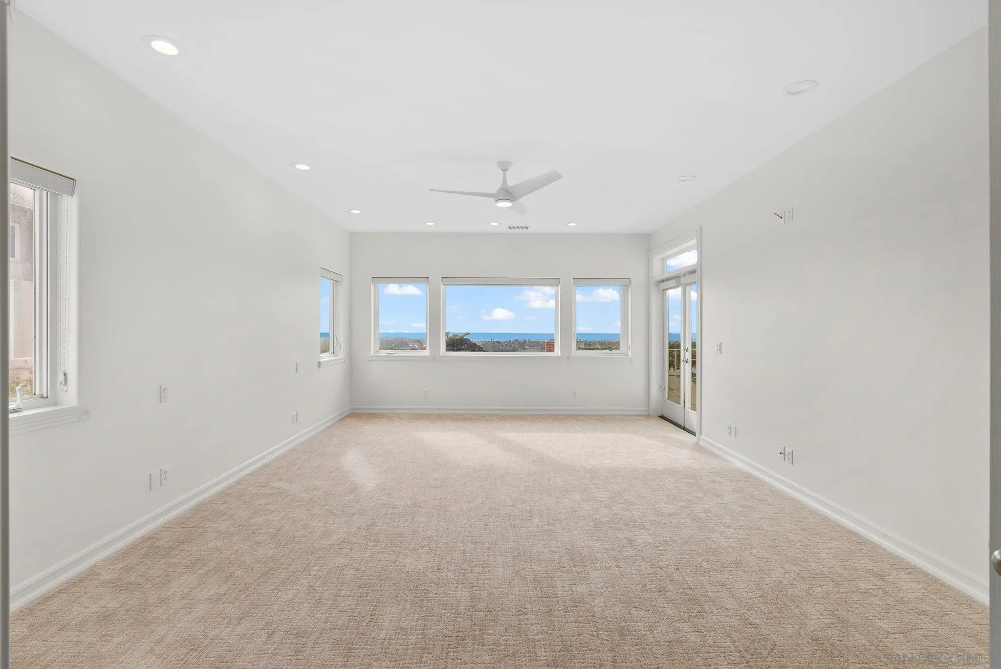 1807 Laurel Road Oceanside, CA 92054 - Photo 46 of 67