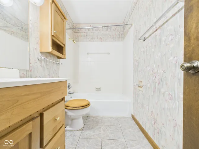 $265,000 | 701 Westgate Drive, Anderson, IN 46012