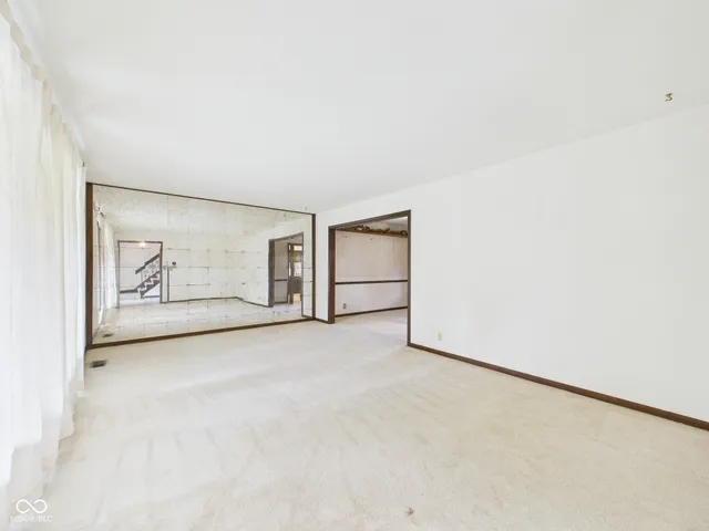 $265,000 | 701 Westgate Drive, Anderson, IN 46012