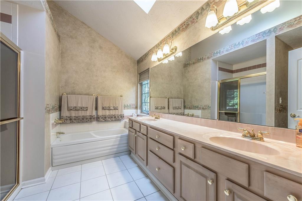 6523 Ten Point Circle Trafford, PA 15085 - Photo 18 of 25 Gallery Image 18