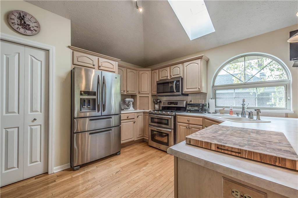 6523 Ten Point Circle Trafford, PA 15085 - Photo 7 of 25 Gallery Image 7
