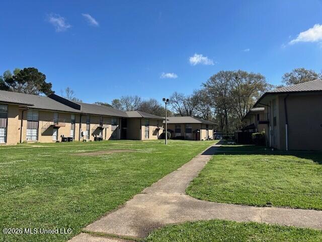 3150 Robinson Road Jackson, MS 39209 - Photo 1 of 10 Courtyard Picture
