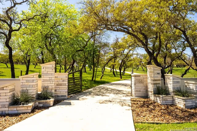 $4,400,000 | 214 Jungfrau Hill Road, Comfort, TX 78013