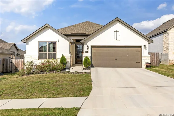 $560,000 | 3034 Agar, Bulverde, TX 78163