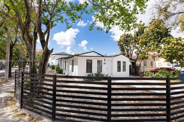 $4,500 | 2100 Southwest 6th Street, Miami, FL 33135