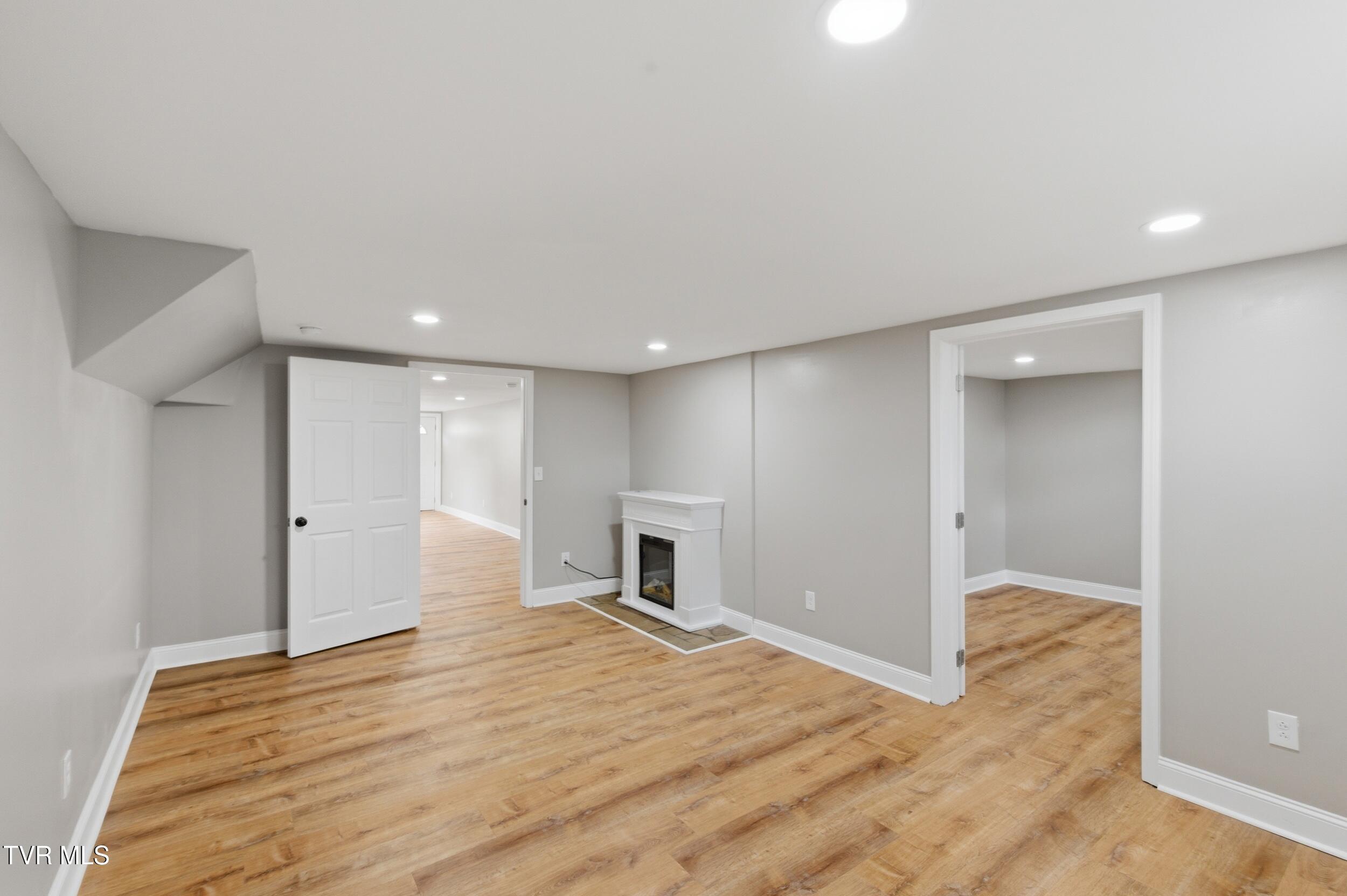 400 Martindale Road Bristol, TN 37620 - Photo 14 of 25 martin 19