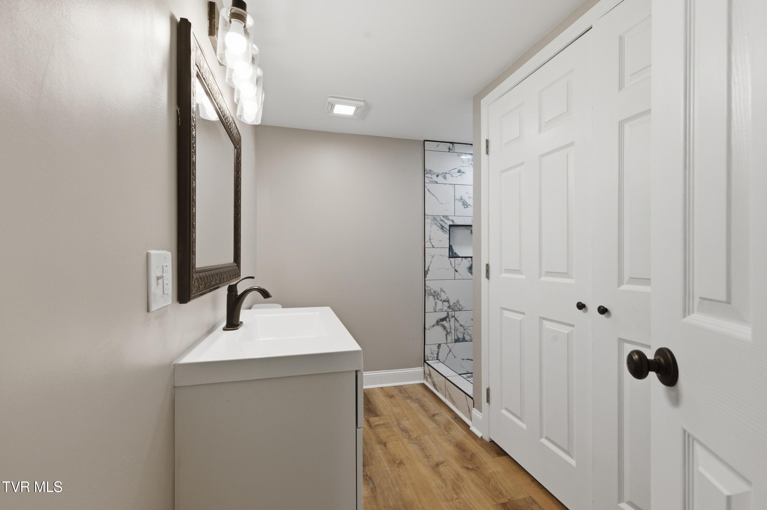 400 Martindale Road Bristol, TN 37620 - Photo 15 of 25 martin 20