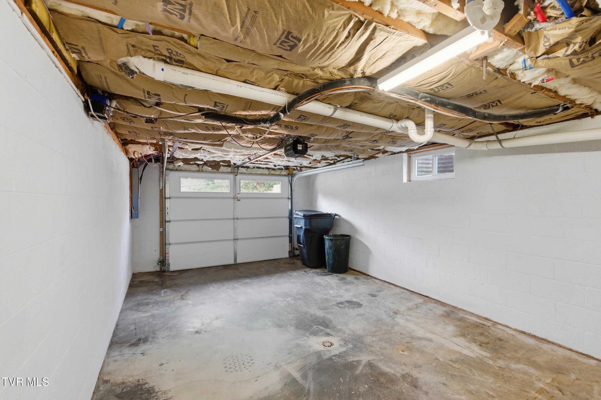 400 Martindale Road Bristol, TN 37620 - Photo 18 of 25 martin 23