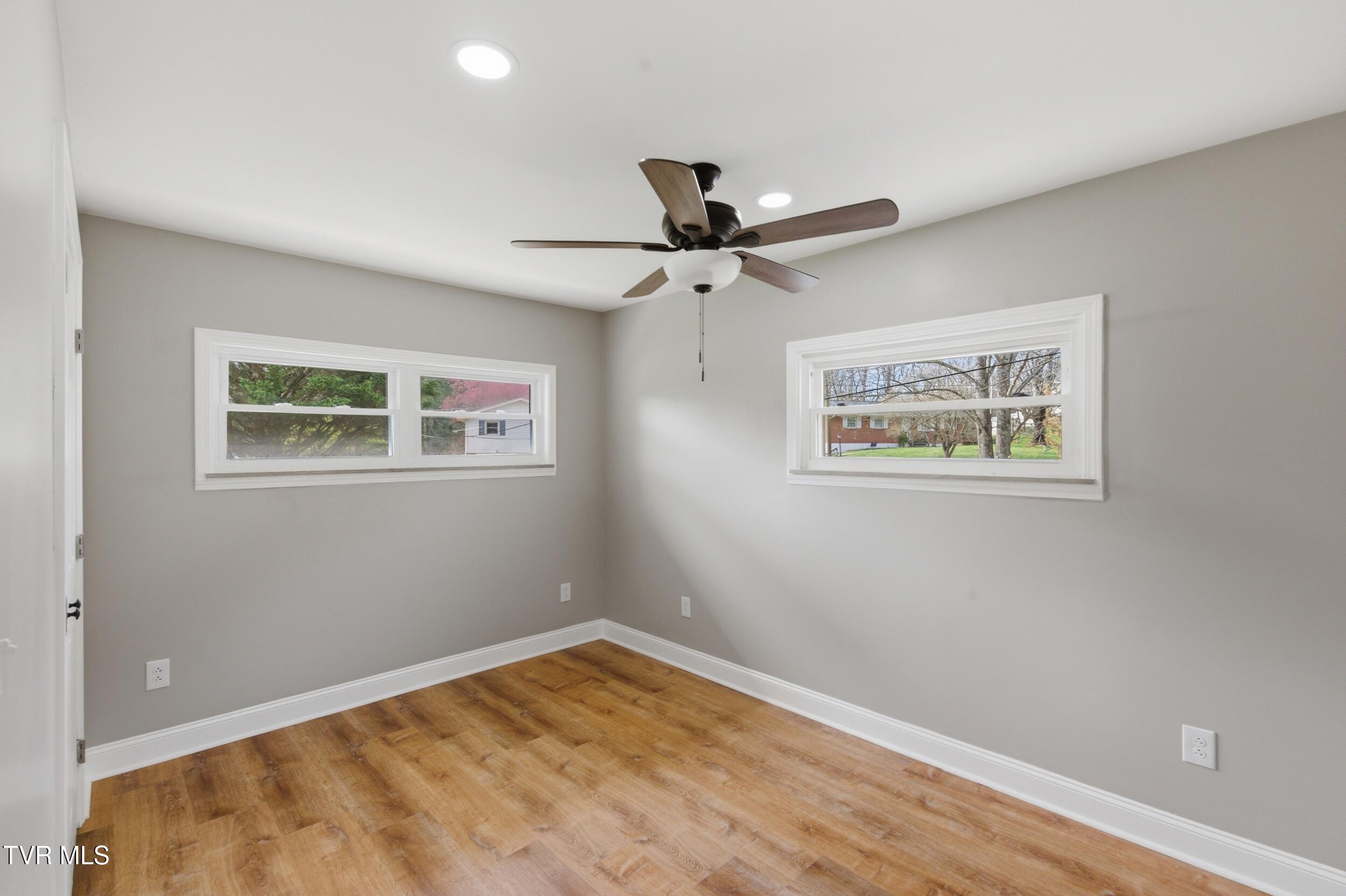 400 Martindale Road Bristol, TN 37620 - Photo 7 of 25 martin9 9