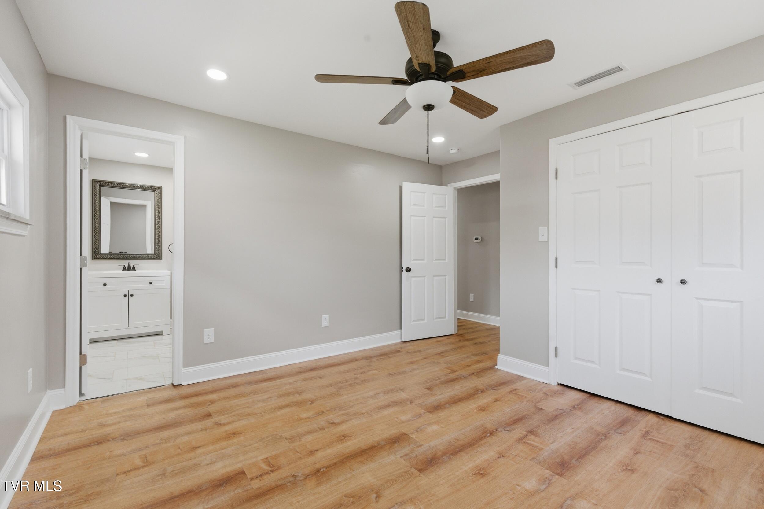 400 Martindale Road Bristol, TN 37620 - Photo 8 of 25 martin 10