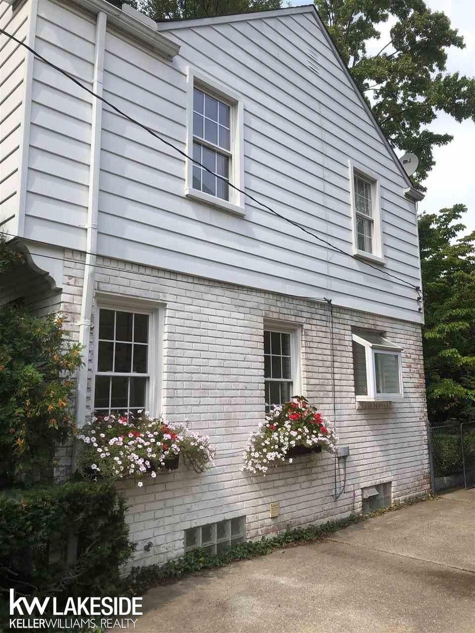 170 Moross Road Grosse Pointe Farms, MI 48236 - Photo 2 of 30