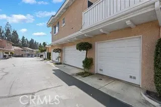 a view of a street with house