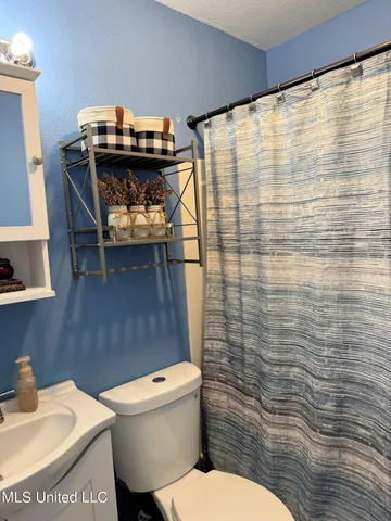 $179,900 | 204 South Monroe Avenue, Picayune, MS 39466