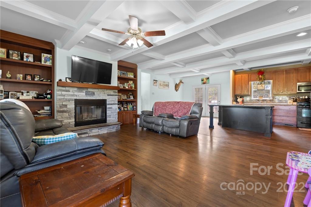110 Cook Road Hot Springs, NC 28743 - Photo 7 of 37 Gallery Image 7